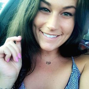 Meet your Posher, Niki